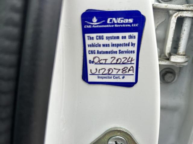 Photo of 2013 White Honda Civic