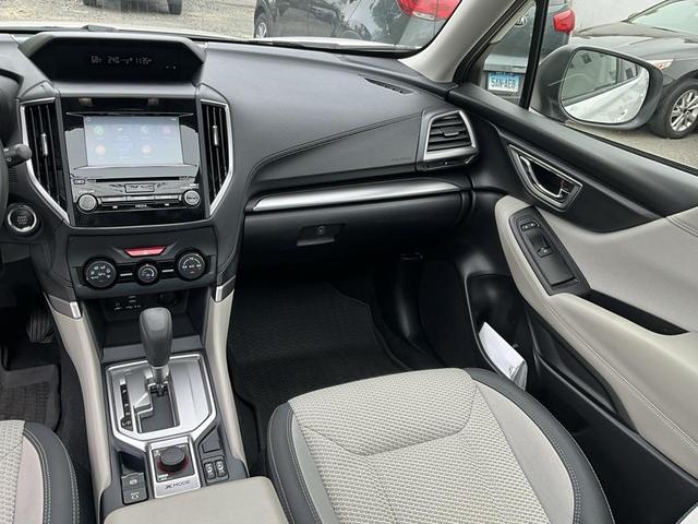 Photo of 2023 Crystal White Pearl Subaru Forester