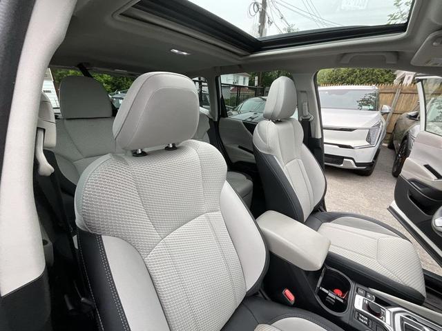 Photo of 2023 Crystal White Pearl Subaru Forester