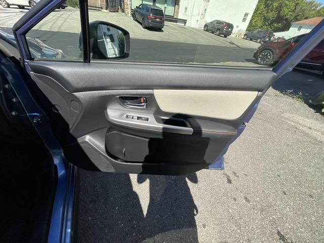 Photo of 2016 Quartz Blue Pearl Subaru Crosstrek
