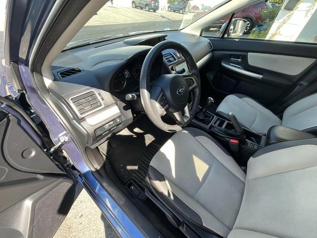 Photo of 2016 Quartz Blue Pearl Subaru Crosstrek