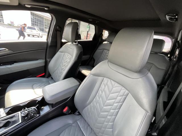 Photo of 2023 Ebony Black Kia Sportage