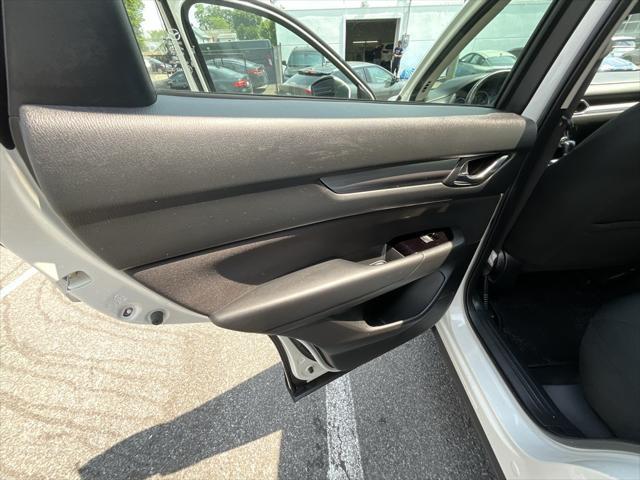 Photo of 2022 Snowflake White Pearl Mica Mazda CX-5