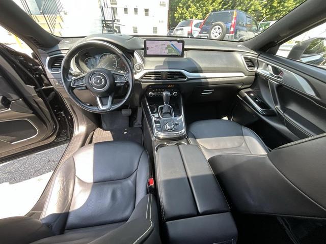 Photo of 2022 Jet Black Mica Mazda CX-9