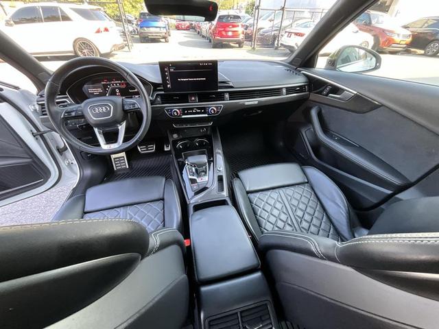 Photo of 2022 Glacier White Audi S4