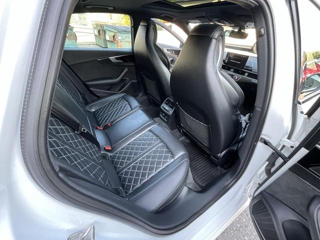 Photo of 2022 Glacier White Audi S4