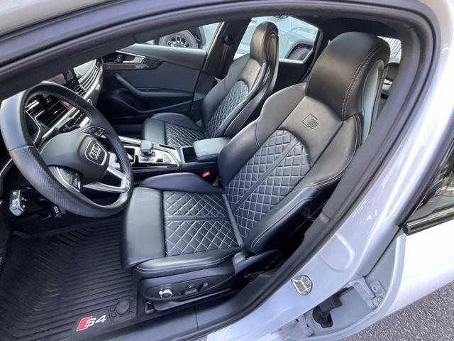 Photo of 2022 Glacier White Audi S4