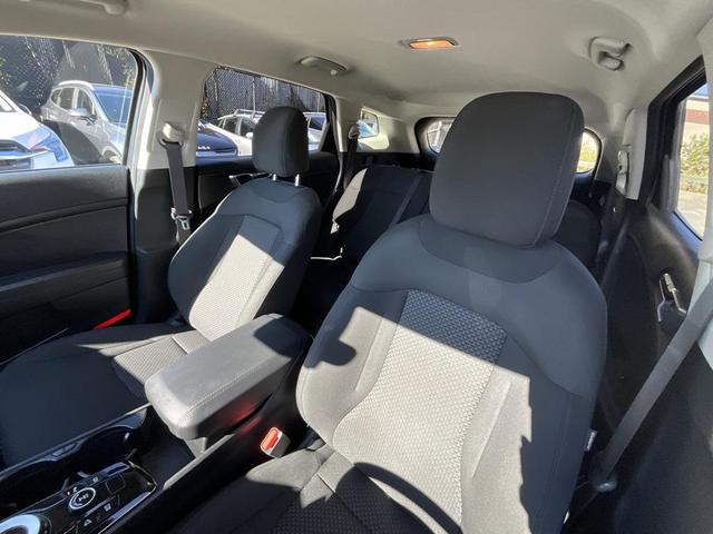 Photo of 2023 Gravity Gray Kia Sportage Hybrid