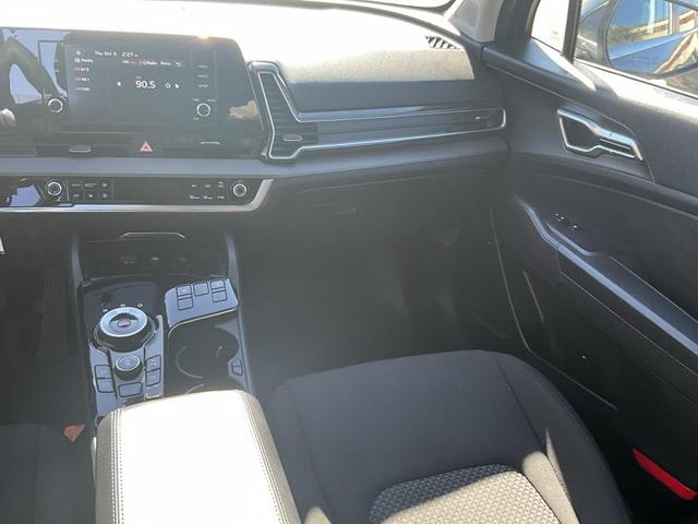 Photo of 2023 Gravity Gray Kia Sportage Hybrid