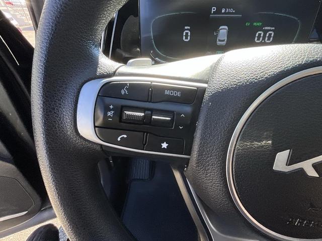 Photo of 2023 Gravity Gray Kia Sportage Hybrid