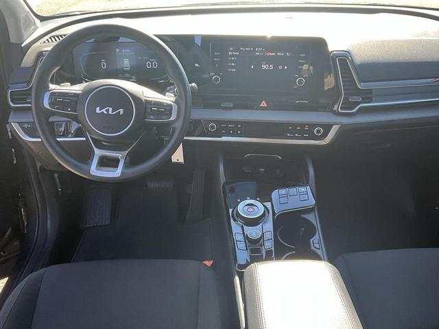 Photo of 2023 Gravity Gray Kia Sportage Hybrid