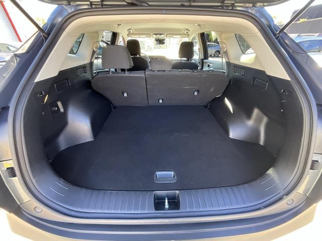 Photo of 2023 Gravity Gray Kia Sportage Hybrid