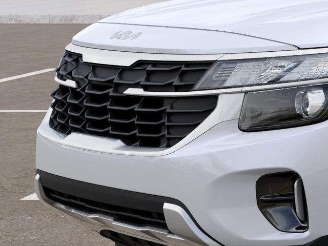 Photo of 2026 Snow White Pearl Kia Seltos