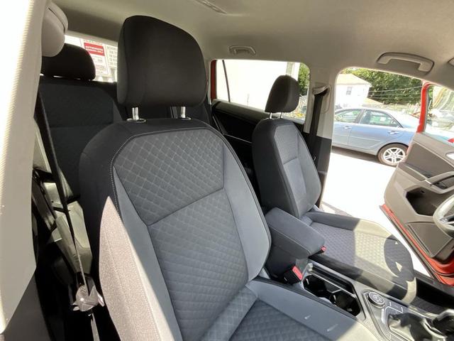 Photo of 2018 Habanero Orange Metallic Volkswagen Tiguan