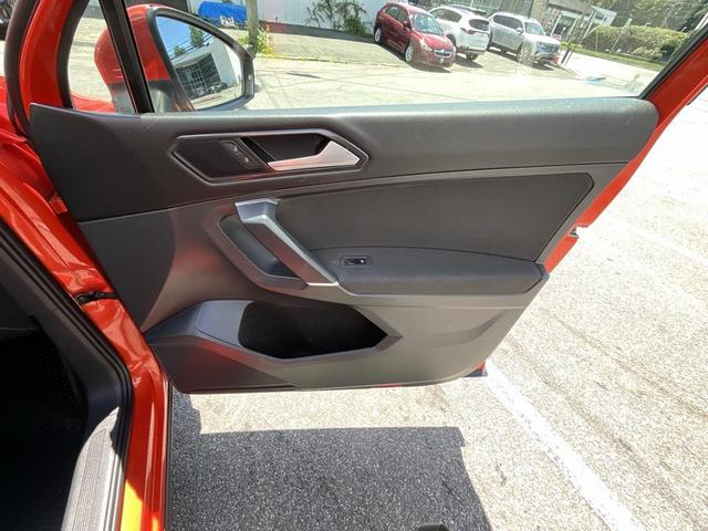 Photo of 2018 Habanero Orange Metallic Volkswagen Tiguan