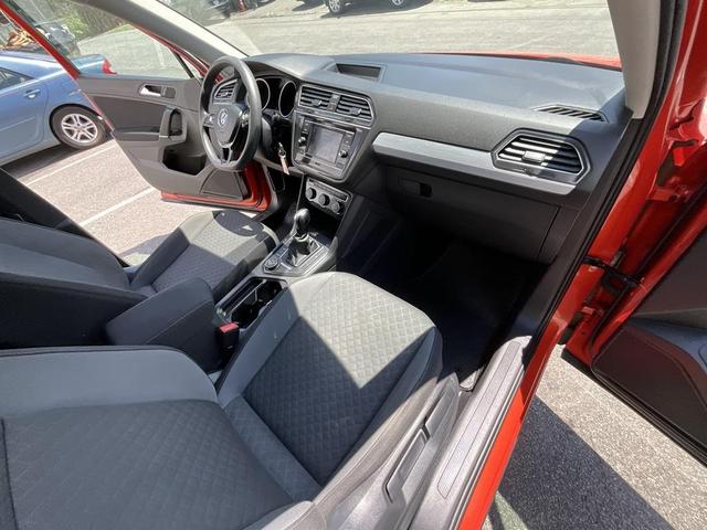 Photo of 2018 Habanero Orange Metallic Volkswagen Tiguan