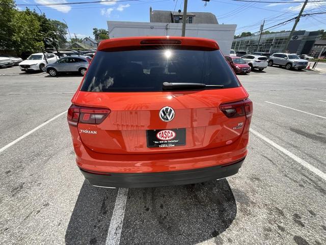 Photo of 2018 Habanero Orange Metallic Volkswagen Tiguan
