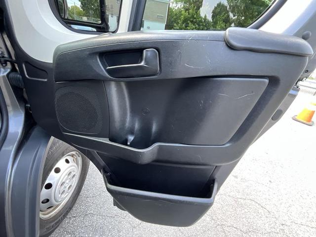 Photo of 2015 Granite Crystal Metallic Clearcoat RAM ProMaster 1500