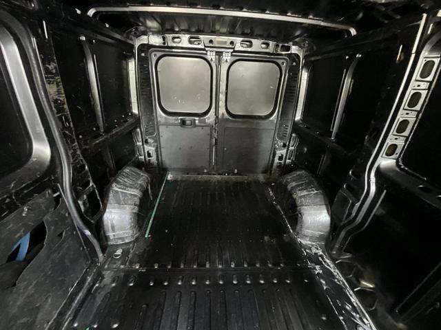 Photo of 2015 Granite Crystal Metallic Clearcoat RAM ProMaster 1500
