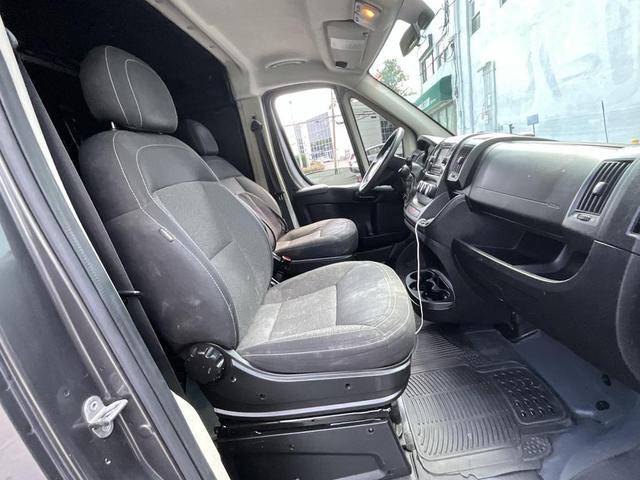 Photo of 2015 Granite Crystal Metallic Clearcoat RAM ProMaster 1500