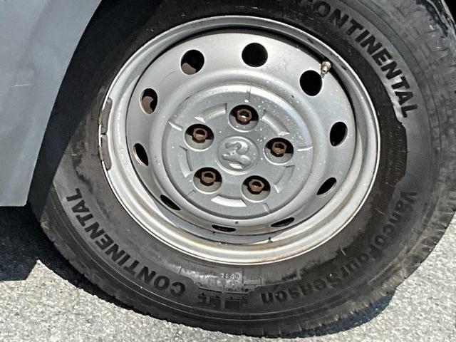 Photo of 2015 Granite Crystal Metallic Clearcoat RAM ProMaster 1500
