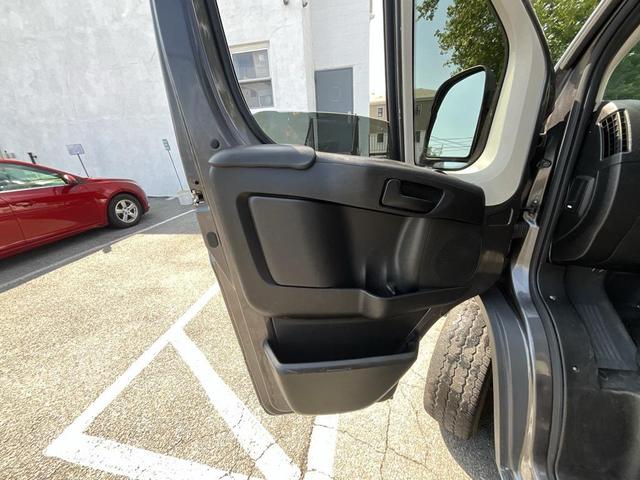 Photo of 2015 Granite Crystal Metallic Clearcoat RAM ProMaster 1500