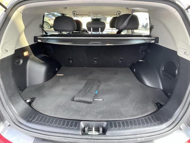 Photo of 2014 Mineral Silver Kia Sportage
