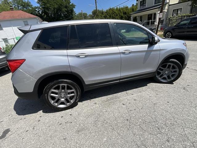 Photo of 2022 Sonic Gray Pearl Honda Passport