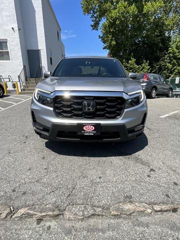 Photo of 2022 Sonic Gray Pearl Honda Passport