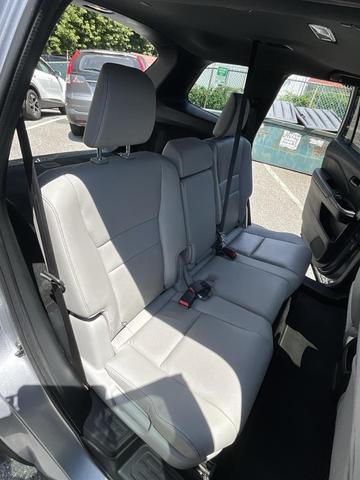 Photo of 2022 Sonic Gray Pearl Honda Passport