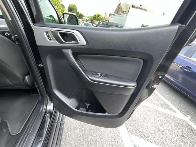 Photo of 2019 Shadow Black Ford Ranger