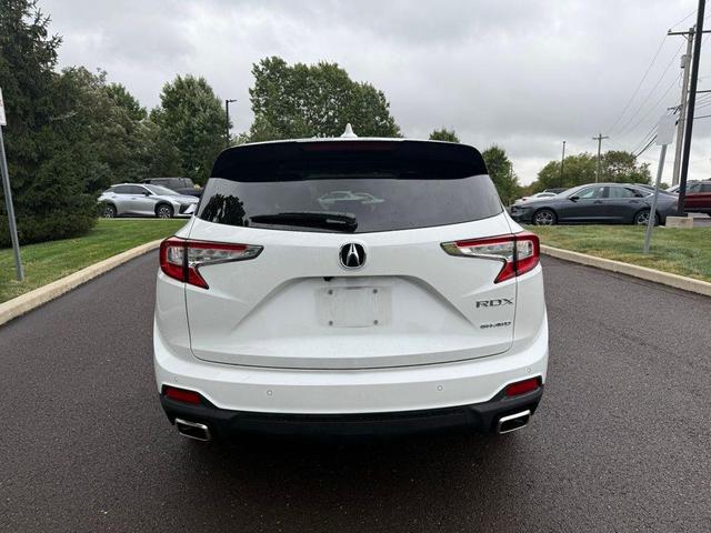 Photo of 2024 Platinum White Pearl Acura RDX