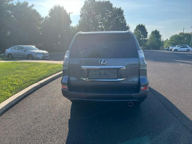Photo of 2023 Gray Pearl Lexus GX 460