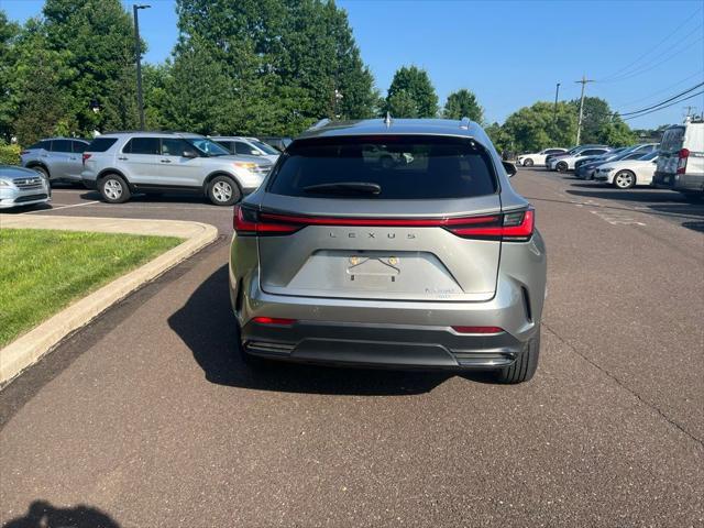 Photo of 2022 Atomic Silver Lexus NX 350
