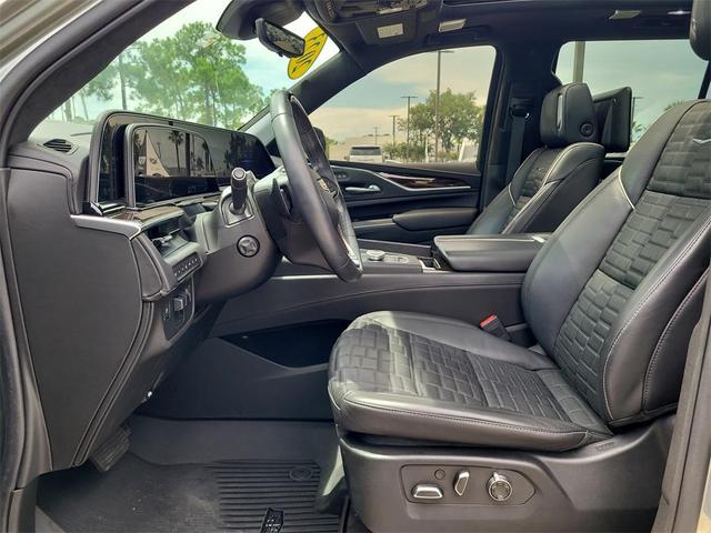 Photo of 2023 Dark Emerald Metallic Cadillac Escalade