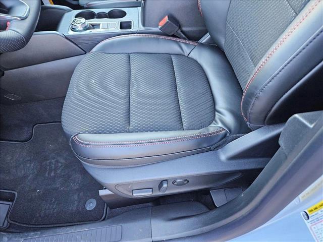 Photo of 2025 Space Silver Metallic Ford Escape