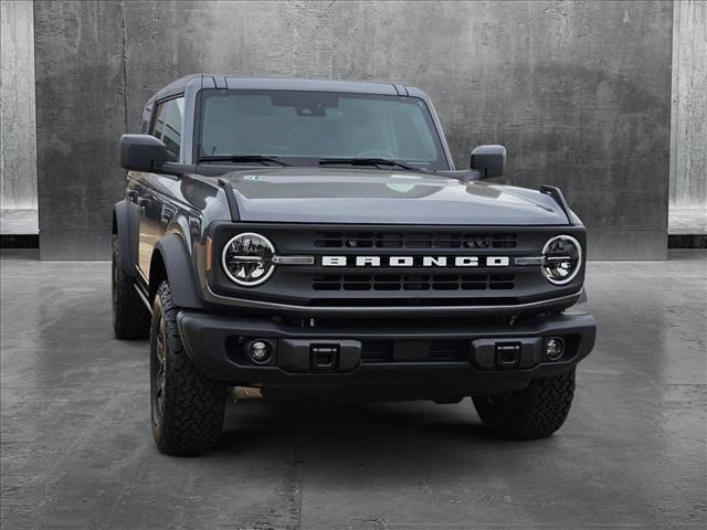 Photo of 2025 Carbonized Gray Metallic Ford Bronco