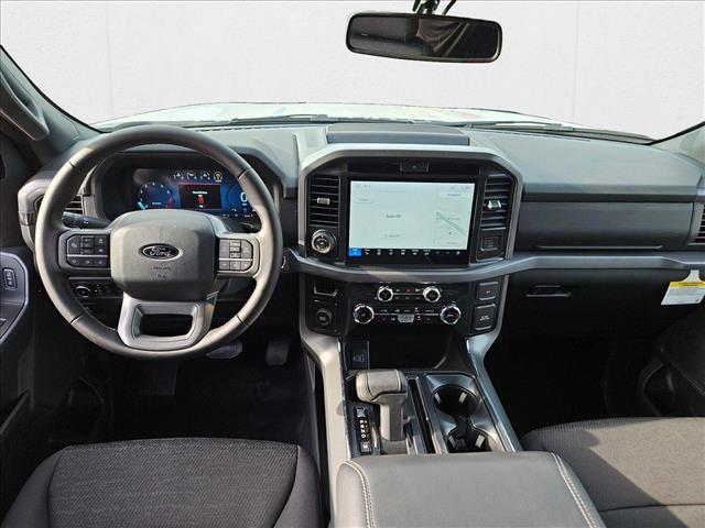 Photo of 2025 Oxford White Ford F-150