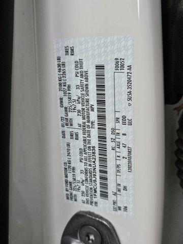 Photo of 2022 Star White Metallic Tri-Coat Ford Escape