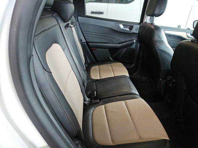 Photo of 2022 Star White Metallic Tri-Coat Ford Escape