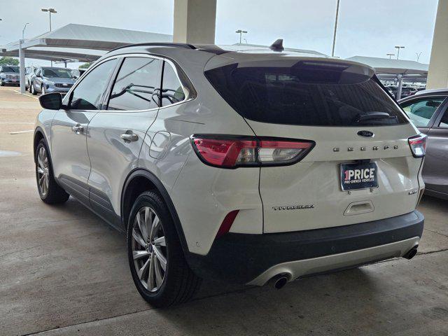 Photo of 2022 Star White Metallic Tri-Coat Ford Escape