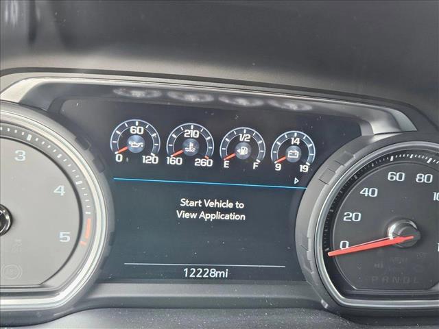 Photo of 2022 Mosaic Black Metallic Chevrolet Silverado 3500