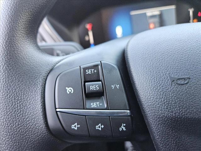 Photo of 2025 Space Silver Metallic Ford Escape