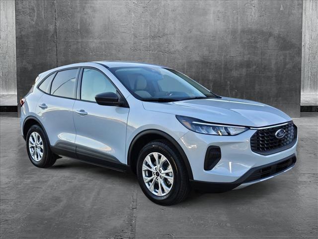 Photo of 2025 Space Silver Metallic Ford Escape
