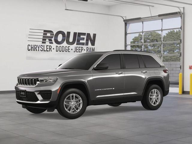 Photo of 2025 Metallic Jeep Grand Cherokee