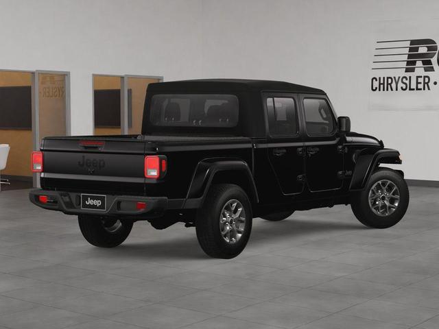 Photo of 2025 Black Clearcoat Jeep Gladiator