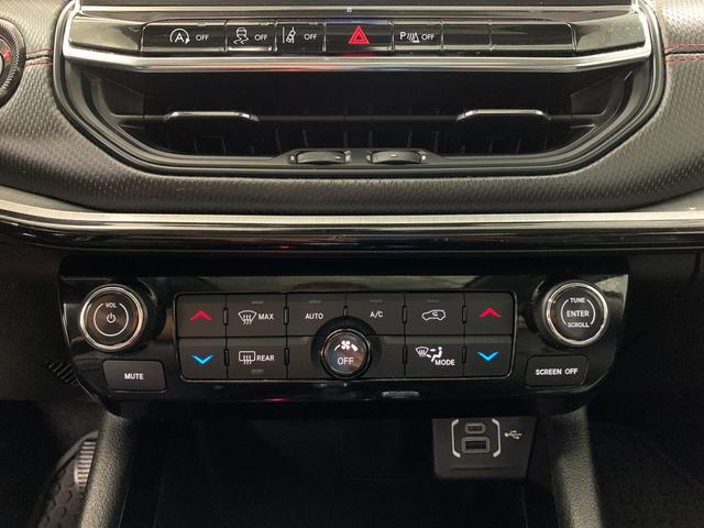 Photo of 2022 Velvet Red Pearlcoat Jeep Compass
