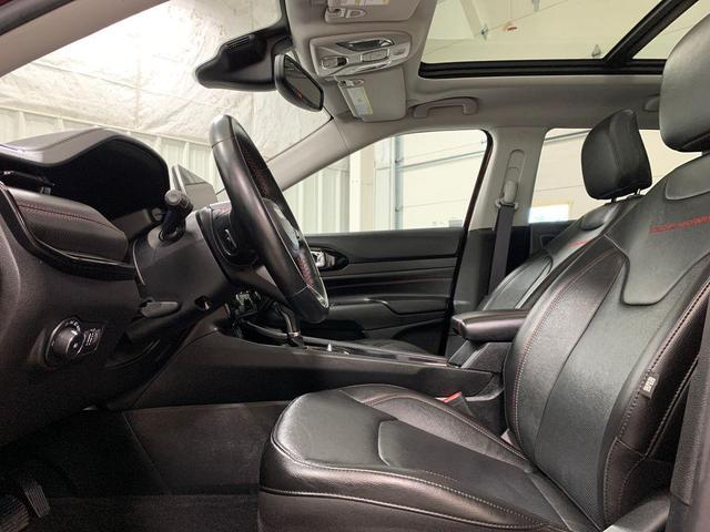 Photo of 2022 Velvet Red Pearlcoat Jeep Compass