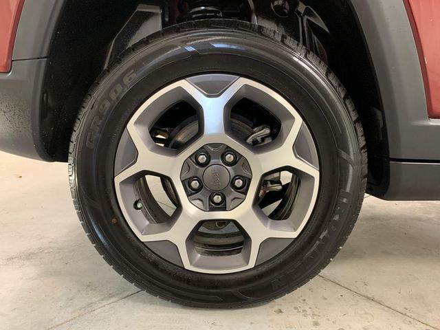 Photo of 2022 Velvet Red Pearlcoat Jeep Compass