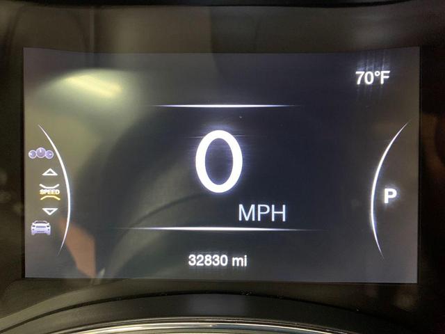 Photo of 2021 Velvet Red Pearlcoat Jeep Grand Cherokee